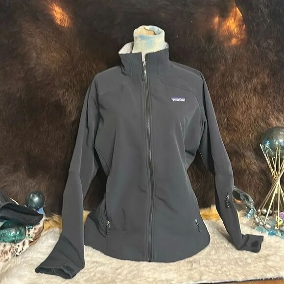 Patagonia Jackets & Blazers - Patagonia coat L (6012)